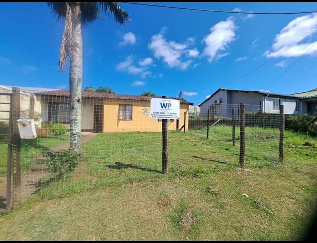 4 BEDROOM SIMPLEX FOR SALE IN CLAYFIELD